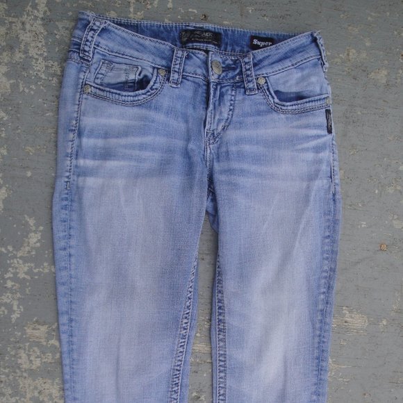 Silver Jeans Co. Aiko Mid Capri Super Stretch W26/L22 - Picture 1 of 10